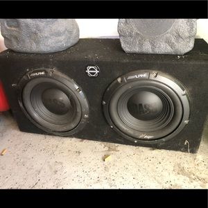 Bass subs condition 7.5/10 they work great